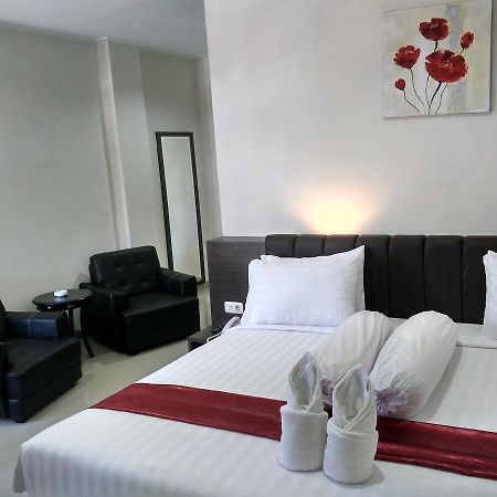 Grand Indobaru Hotel Selatpanjang Экстерьер фото