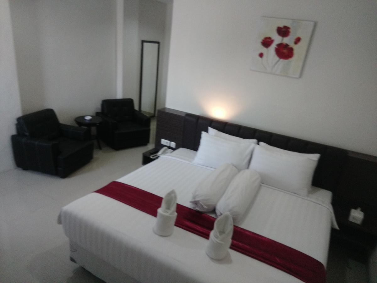 Grand Indobaru Hotel Selatpanjang Экстерьер фото