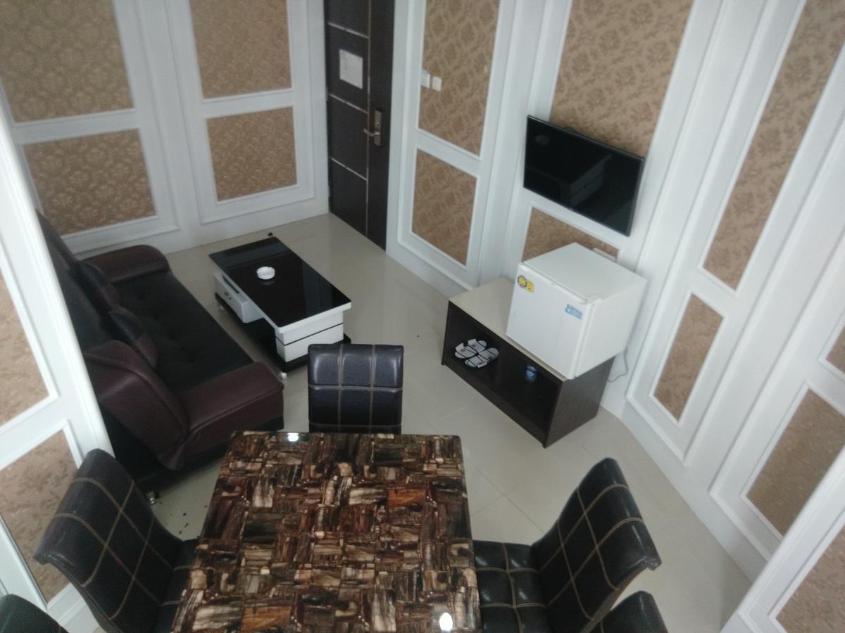 Grand Indobaru Hotel Selatpanjang Экстерьер фото