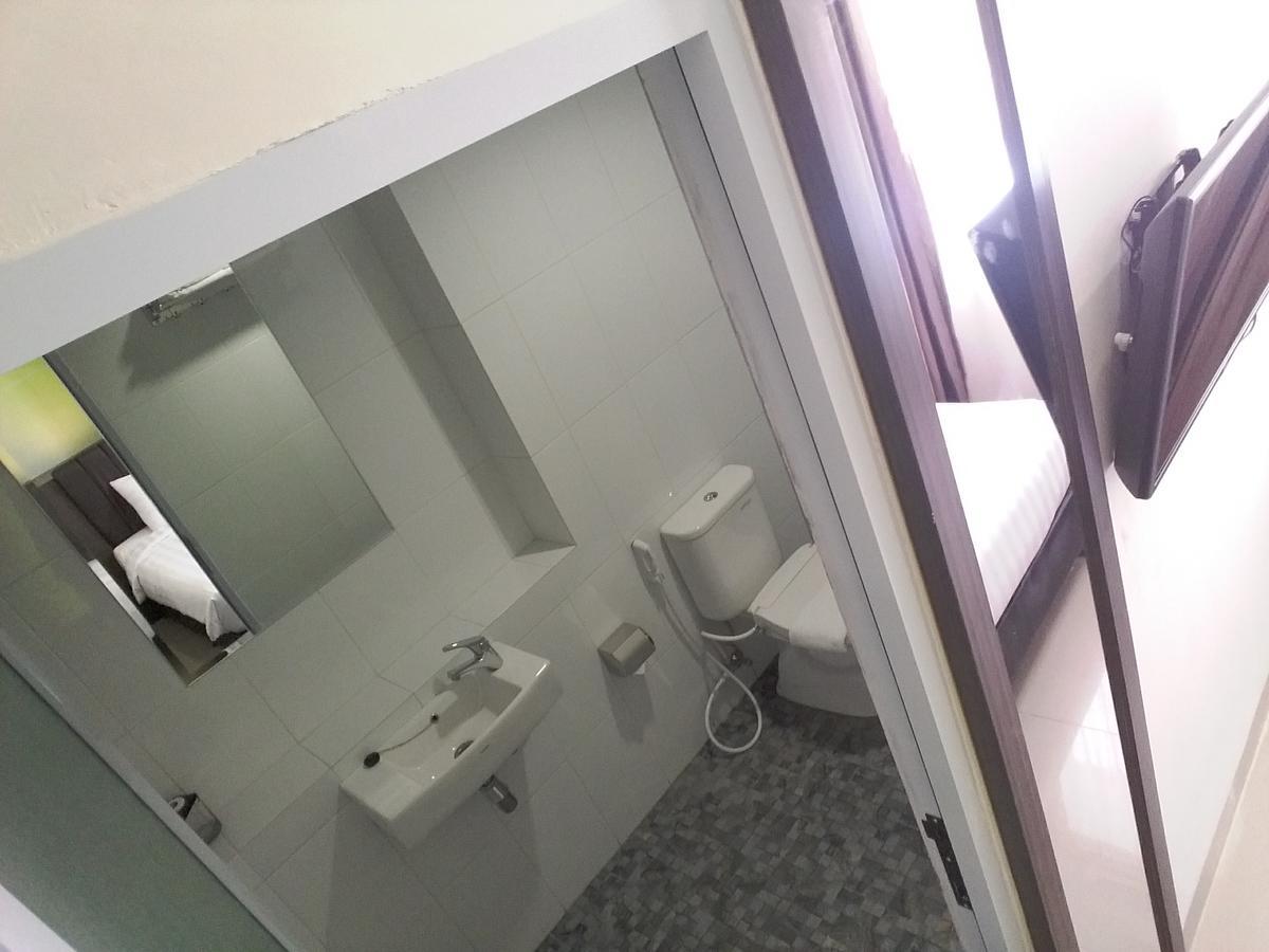 Grand Indobaru Hotel Selatpanjang Экстерьер фото