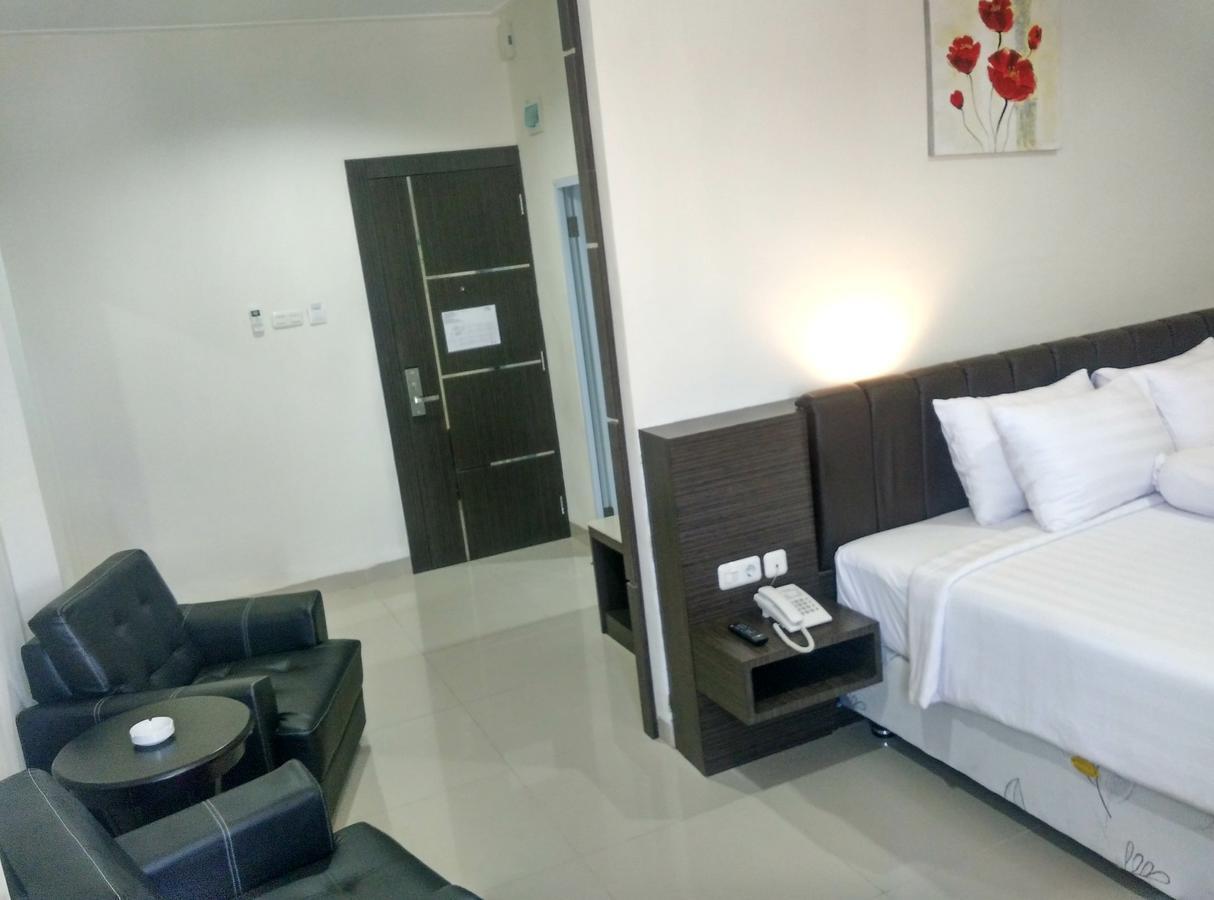 Grand Indobaru Hotel Selatpanjang Экстерьер фото